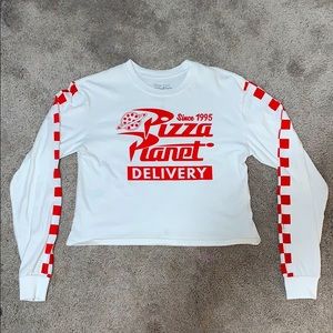 Long-sleeve graphic tee